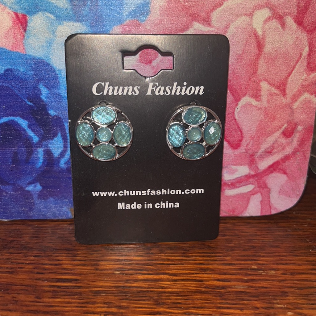 New Turquoise Flower Stud Earrings